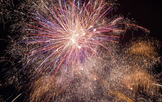 Fun In The D Detroit 2016 Ford Fireworks Michigan Displays @FunInTheD July Fireworks Displays in ivingston, Macomb, Oakland, St. Clair, Washtenaw and Wayne Counties